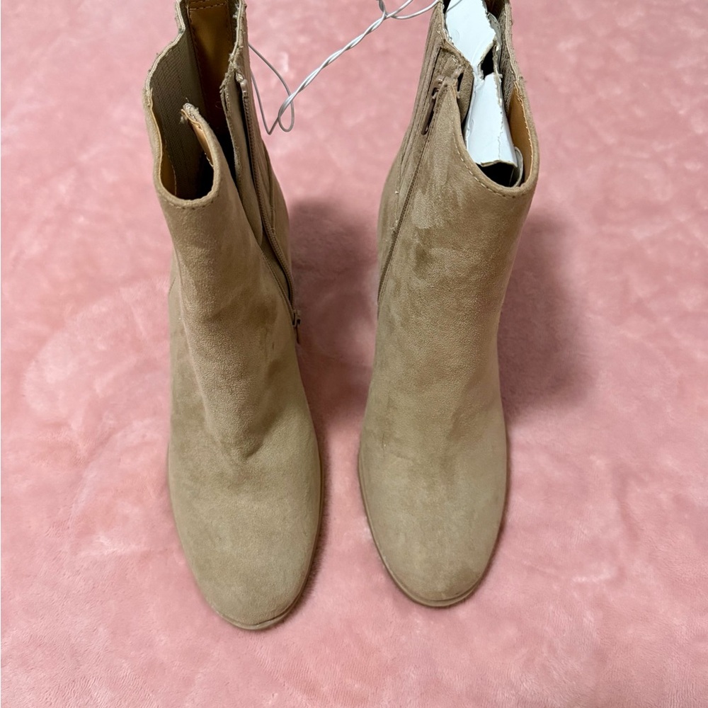 Universal Thread Beige Ankle Booties